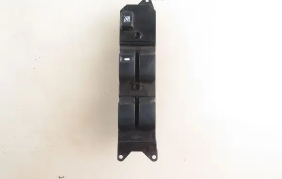 Mitsubishi Outlander Electric window control switch MR502231