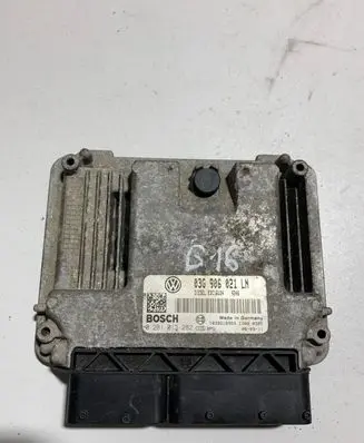 Seat Altea XL Engine control unit/module 03G906021LN 1039S16959 0281013282