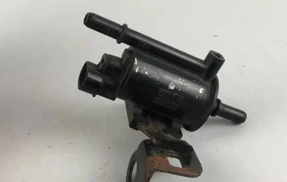 Mini One - Cooper R50 - 53 Turbo solenoid valve 1997278