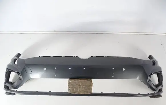 Volkswagen Golf VII Front bumper 5G0807221LR