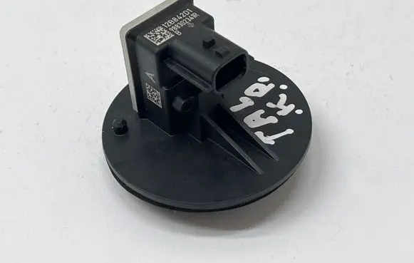 Renault Talisman Airbag deployment crash/impact sensor 988302341R 12B842D1