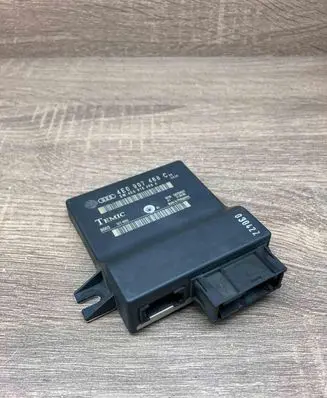Audi A6 S6 C6 4F Gateway control module 4E0907468C