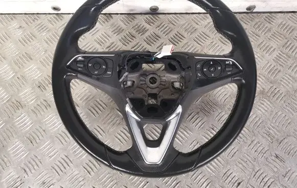 Opel Grandland X Steering wheel 34240226D
