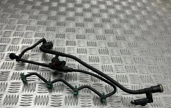 Volvo V50 Fuel return line/hose 