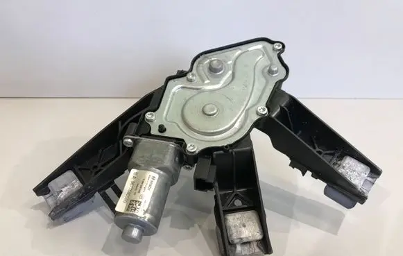Peugeot 308 Rear window wiper motor 9677680580 0390208008