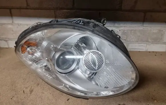 Mercedes-Benz R W251 Headlight/headlamp A2518200561 122571834
