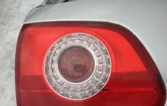 Volkswagen PASSAT B6 Tailgate rear/tail lights