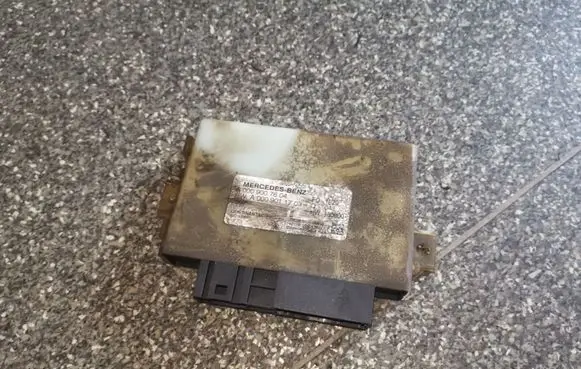 Mercedes-Benz Vito Viano W447 Other control units/modules A0009007604 A0009011703