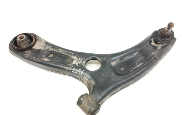 Front lower control arm/wishbone