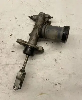 Nissan Terrano Clutch slave cylinder NABCO
