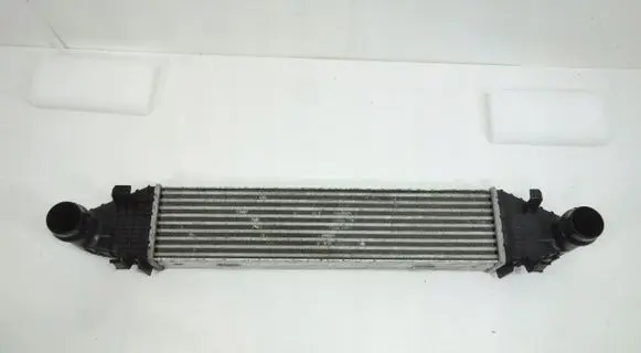 Mercedes-Benz C W204 Intercooler radiator A2045000100