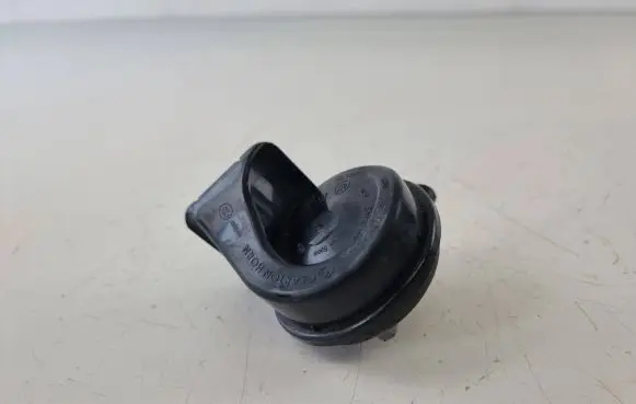 BMW 5 F10 F11 Horn signal 703881157