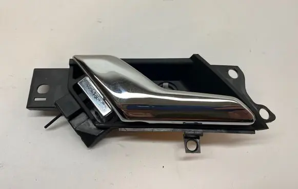 Opel Antara Front door interior handle 96660863