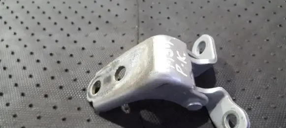 Honda Jazz Front door upper hinge