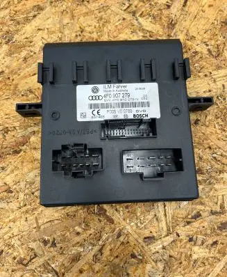 Audi A6 S6 C6 4F Comfort/convenience module 4F0907279 F005V00789