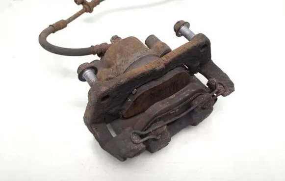 Toyota Yaris Front brake caliper