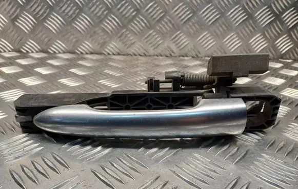 Renault Laguna II Rear door exterior handle 8200004746