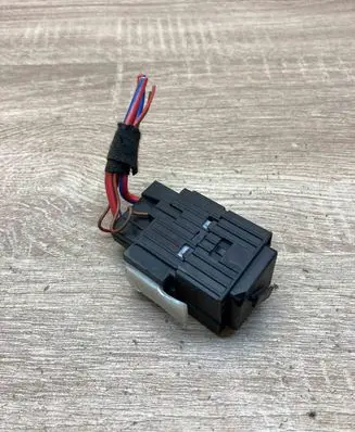BMW 5 E60 E61 Plug wire 6939890 WithRelay