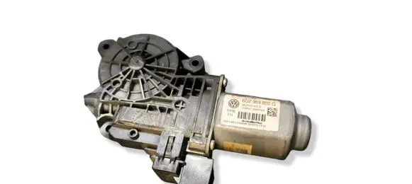 Skoda Fabia Mk2 (5J) Front door window regulator motor 6Q2959802G SK250D4D1S