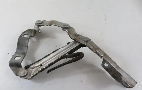 Volkswagen New Beetle Engine bonnet/hood hinges 1C0823302D