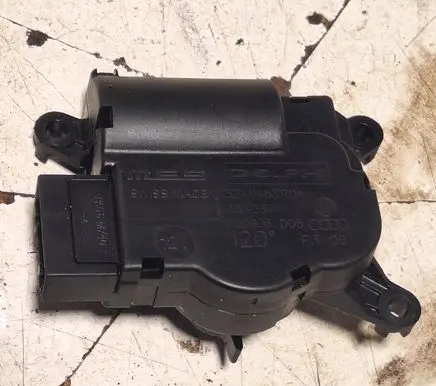 Audi Q7 4L Air flap motor/actuator 52411483R04 050906D05 3093694