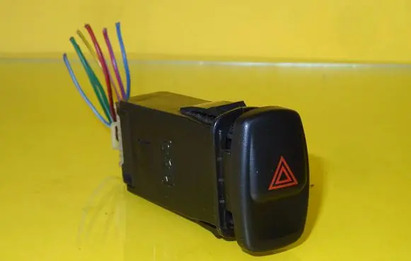 KIA Shuma Hazard light switch