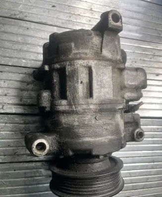 Audi A6 S6 C6 4F Air conditioning (A/C) compressor (pump) 