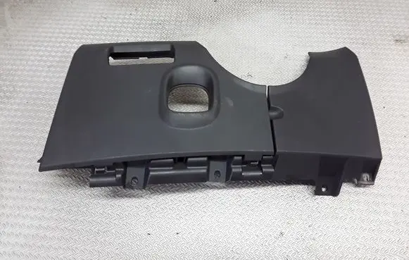 Dashboard lower bottom trim panel