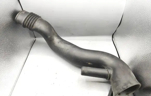 Alfa Romeo 159 Air intake hose/pipe 51782842