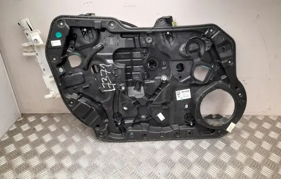 Alfa Romeo Giulia Front door window regulator with motor 00505468370