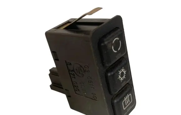 BMW 3 E36 Windscreen/window heater switch 8371020 61318371020