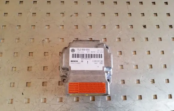 Volkswagen Touareg I Airbag control unit/module 7L0959655