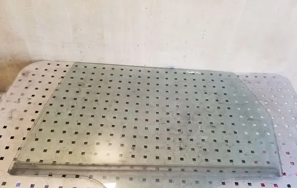 Subaru Forester SH Rear door window glass