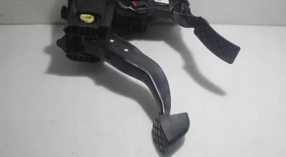 Clutch pedal