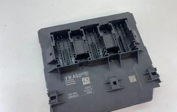 Volkswagen PASSAT CC Comfort/convenience module 3AA937087E 2550 5WK50449