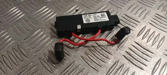 Volkswagen Golf VI Alarm movement detector/sensor 1K8951171
