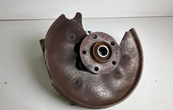 Audi A7 S7 4G Rear wheel hub 8R0505431F