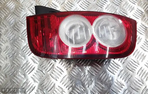 Nissan Micra C+C Rear/tail lights