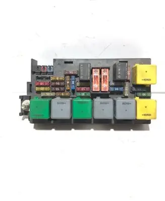 Mercedes-Benz ML W164 Fuse module A1645400672 5072426 13532289
