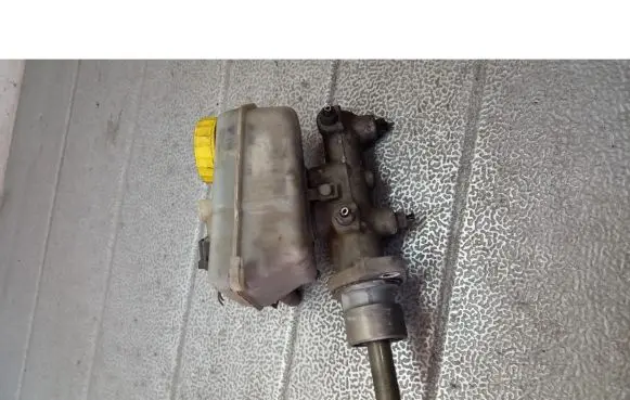 Skoda Fabia Mk1 (6Y) Master brake cylinder