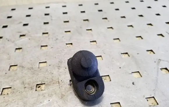 Nissan Pathfinder R51 Front door sensor 