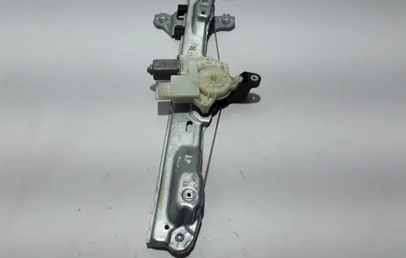 Renault Kadjar Front window lifting mechanism without motor 807217052R