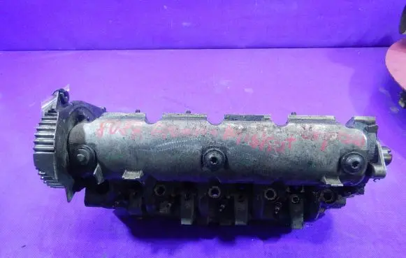Renault Scenic I Engine head 