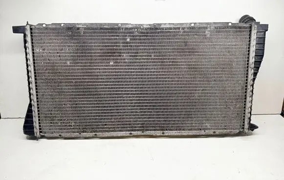 BMW 5 E39 Coolant radiator 22473440 170022473440 17002247344