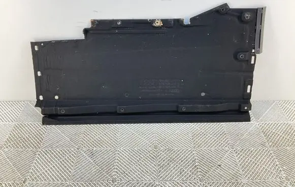 Audi A5 8T 8F Side bottom protection 8K0825207D