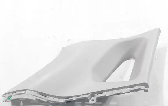 Hyundai Kona I (C) pillar trim 