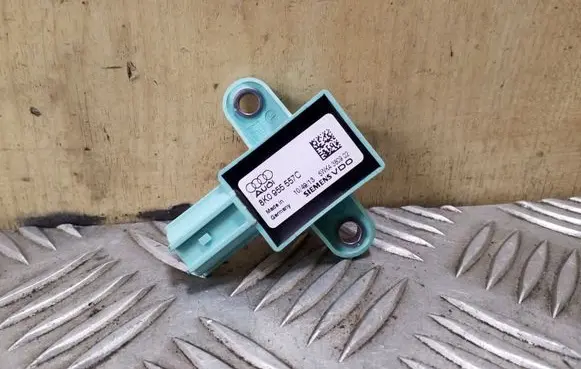 Audi A5 Sportback 8TA Airbag deployment crash/impact sensor 8K0955557C 5WK4380902