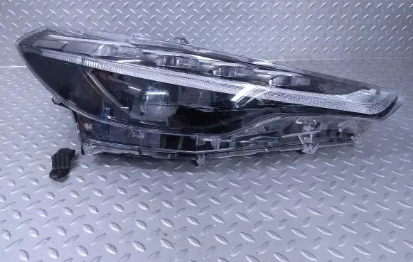 Toyota Corolla Cross Headlight/headlamp 8111016840