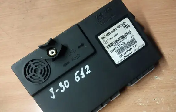 Hyundai i30 Central body control module 954002L100