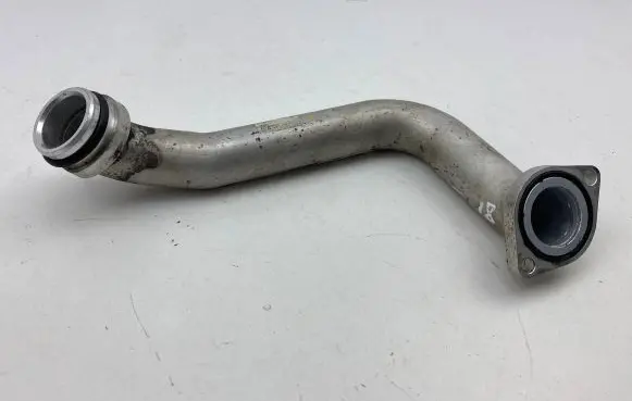 Audi A5 EGR valve line/pipe/hose 06m121081l